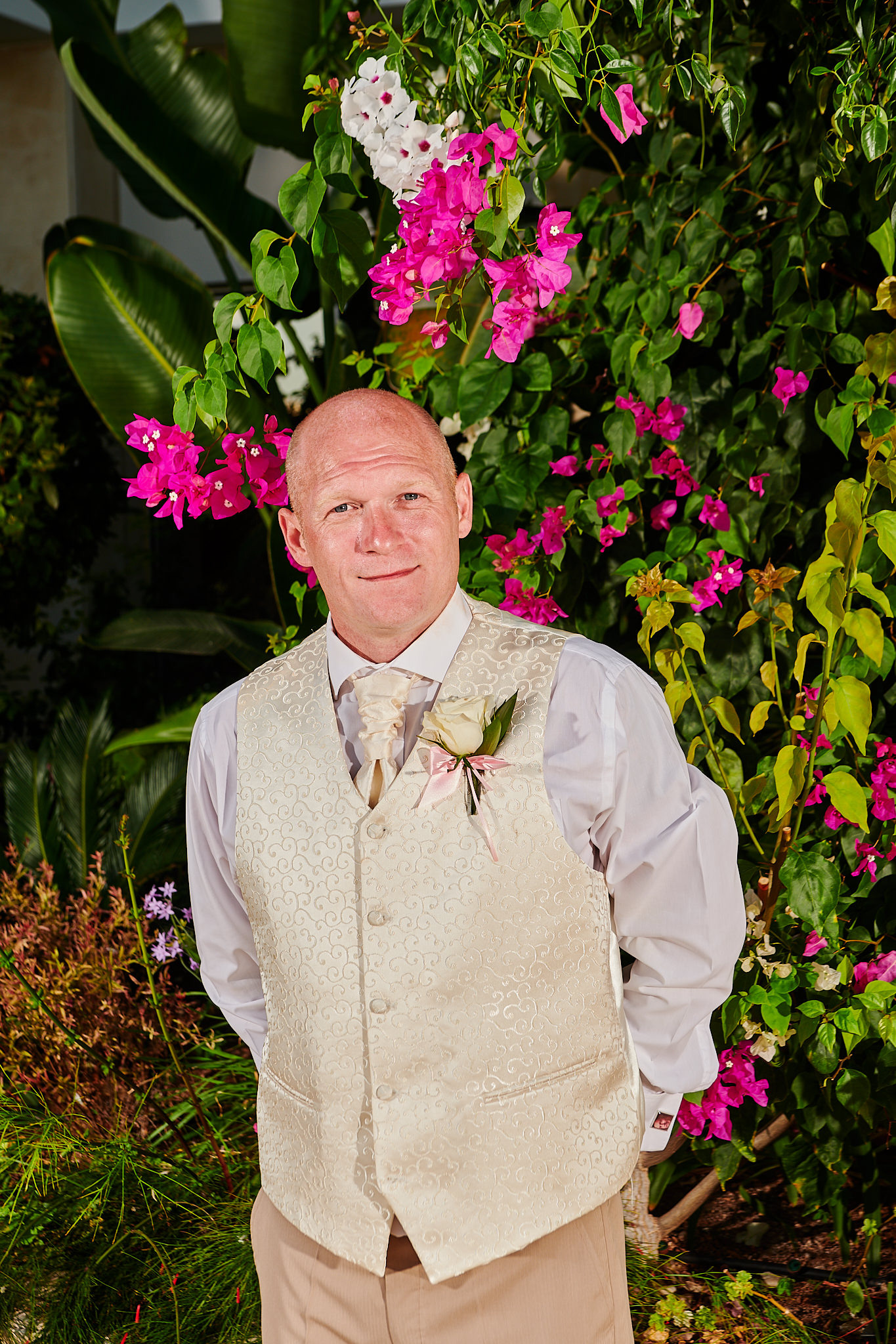 Wedding photography of Kara and Ian taken at The Sentido Cypria Bay, in Pafos, Cyprus by Richard King. September 2018. The wedding included a trip on a wedding bus. Wedding photography of Kara and Ian taken at The Sentido Cypria Bay, in Pafos, Cyprus by Richard King. September 2018. The wedding included a trip on a wedding bus.