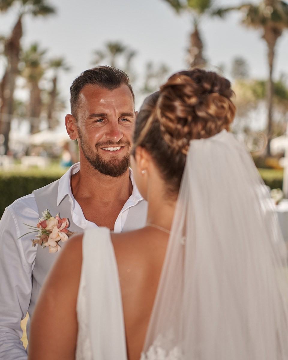 The Wedding of Hannah and Ross at the Louis Imperial Beach Hotel in Paphos