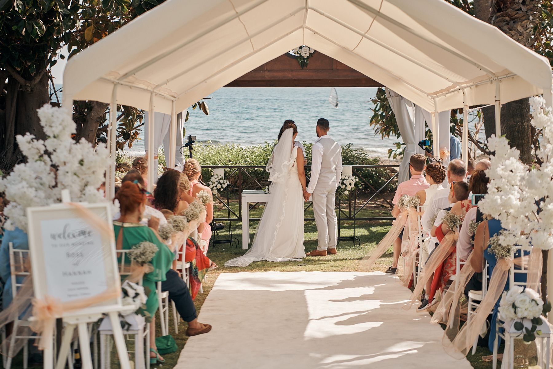 The Wedding of Hannah and Ross at the Louis Imperial Beach Hotel in Paphos