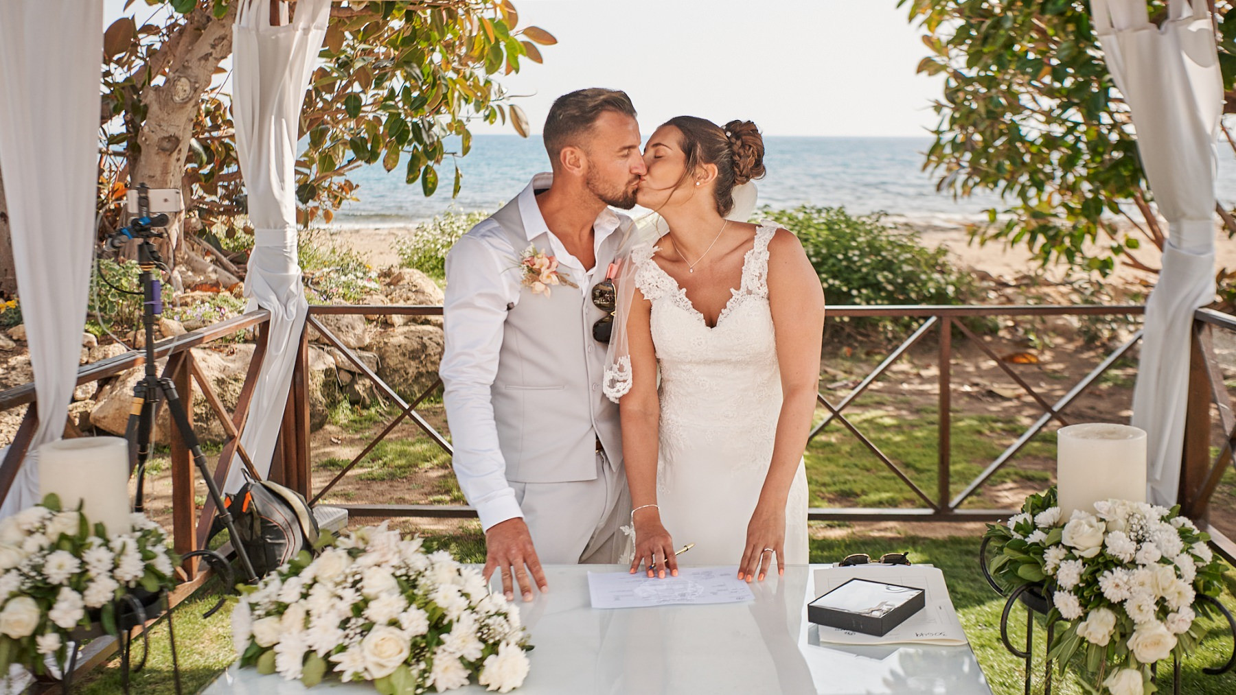 The Wedding of Hannah and Ross at the Louis Imperial Beach Hotel in Paphos