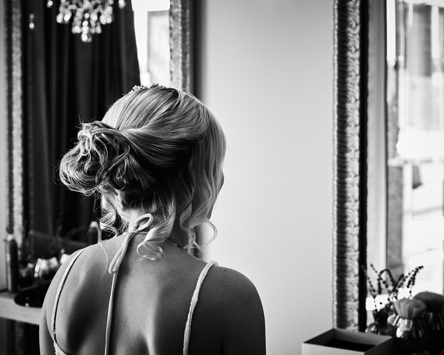 22-MONOCHROME-SMALL-QUICK-VIEWING-FACEBOOK-0075