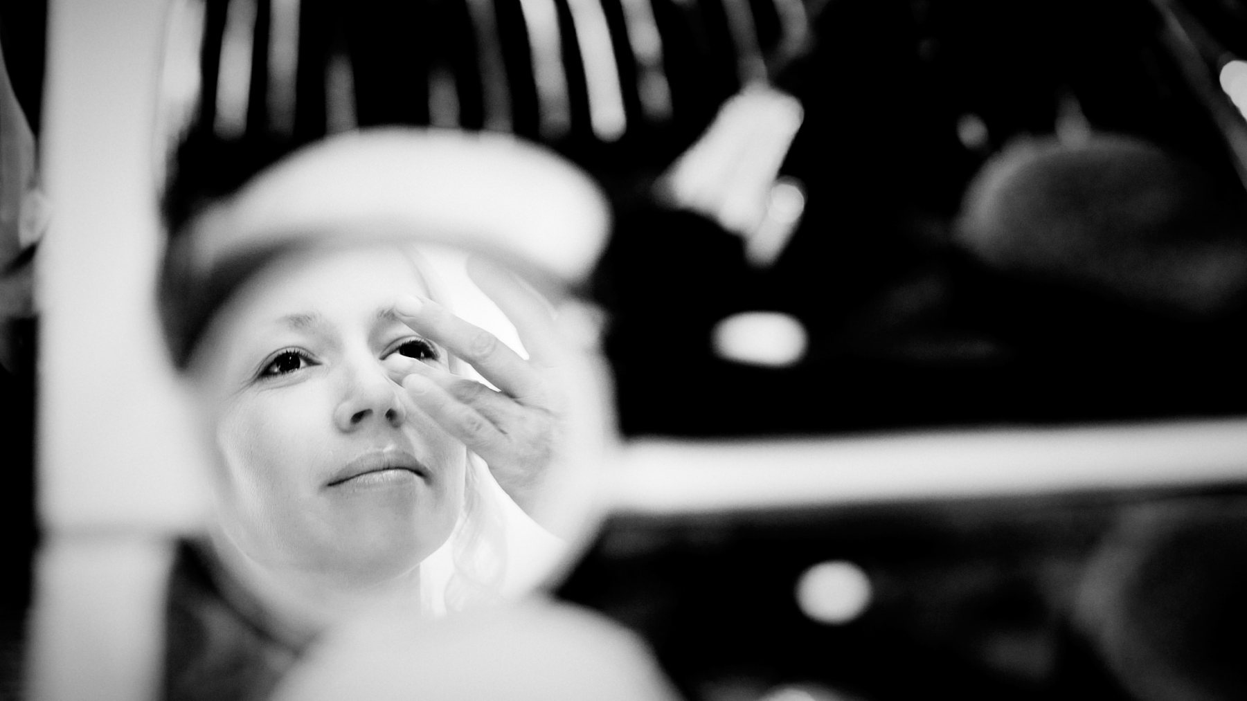 22-MONOCHROME-SMALL-QUICK-VIEWING-FACEBOOK-0087
