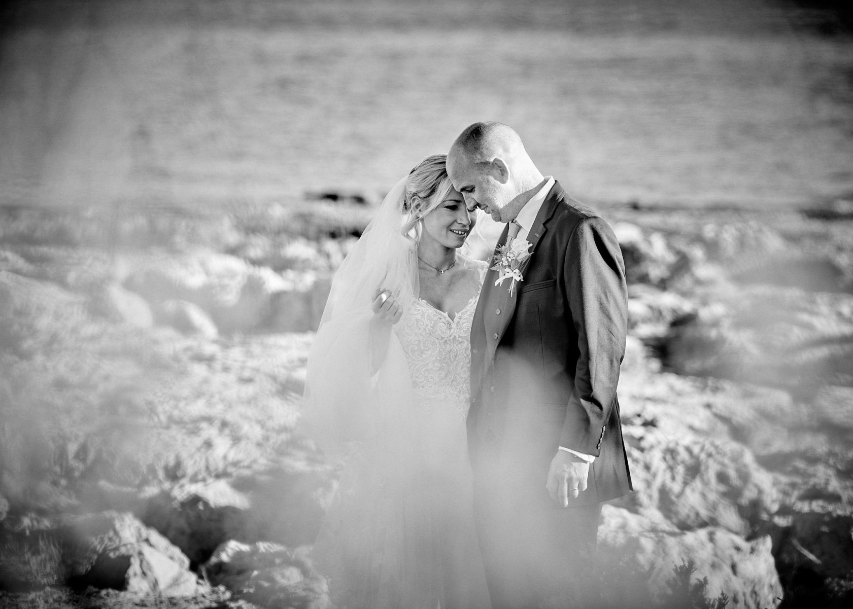 22-MONOCHROME-SMALL-QUICK-VIEWING-FACEBOOK-0564