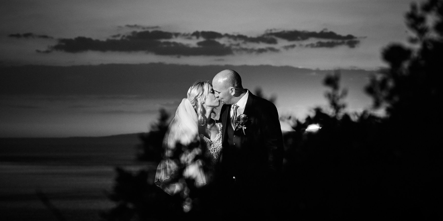 22-MONOCHROME-SMALL-QUICK-VIEWING-FACEBOOK-0652