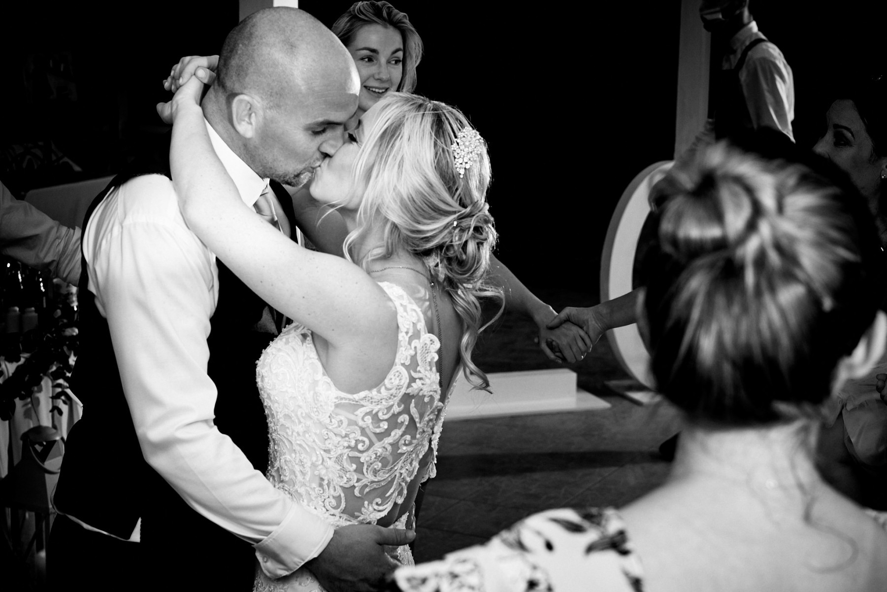 22-MONOCHROME-SMALL-QUICK-VIEWING-FACEBOOK-0761
