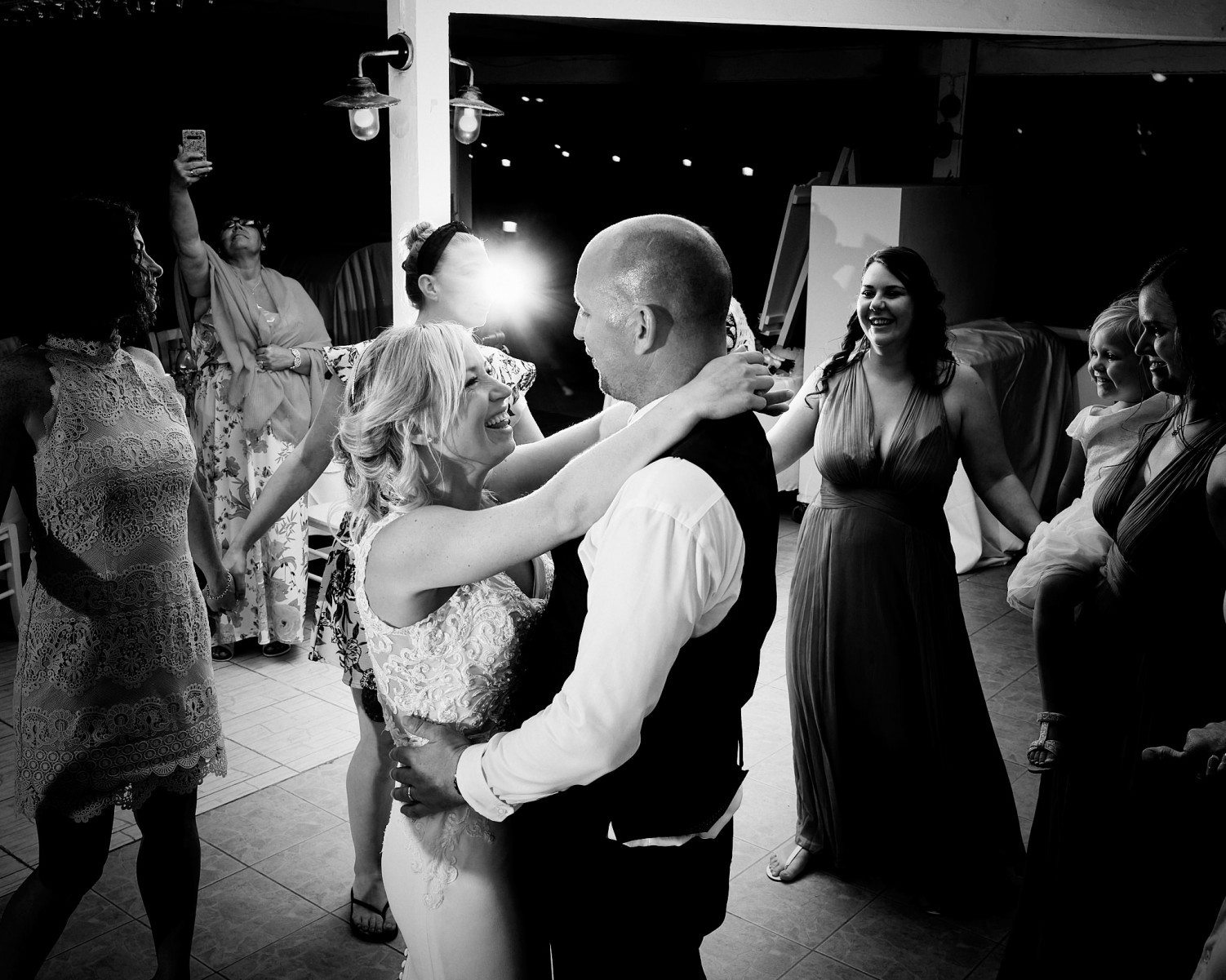 22-MONOCHROME-SMALL-QUICK-VIEWING-FACEBOOK-0765