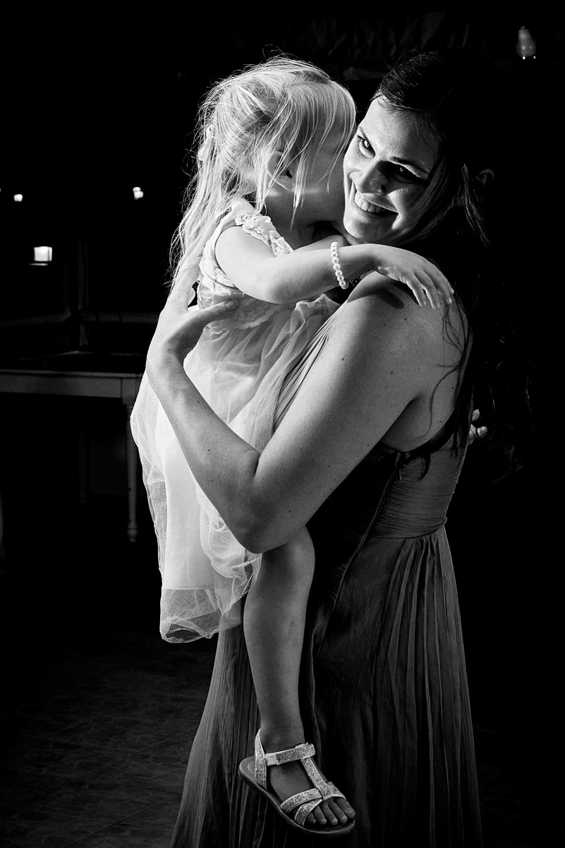 22-MONOCHROME-SMALL-QUICK-VIEWING-FACEBOOK-0778