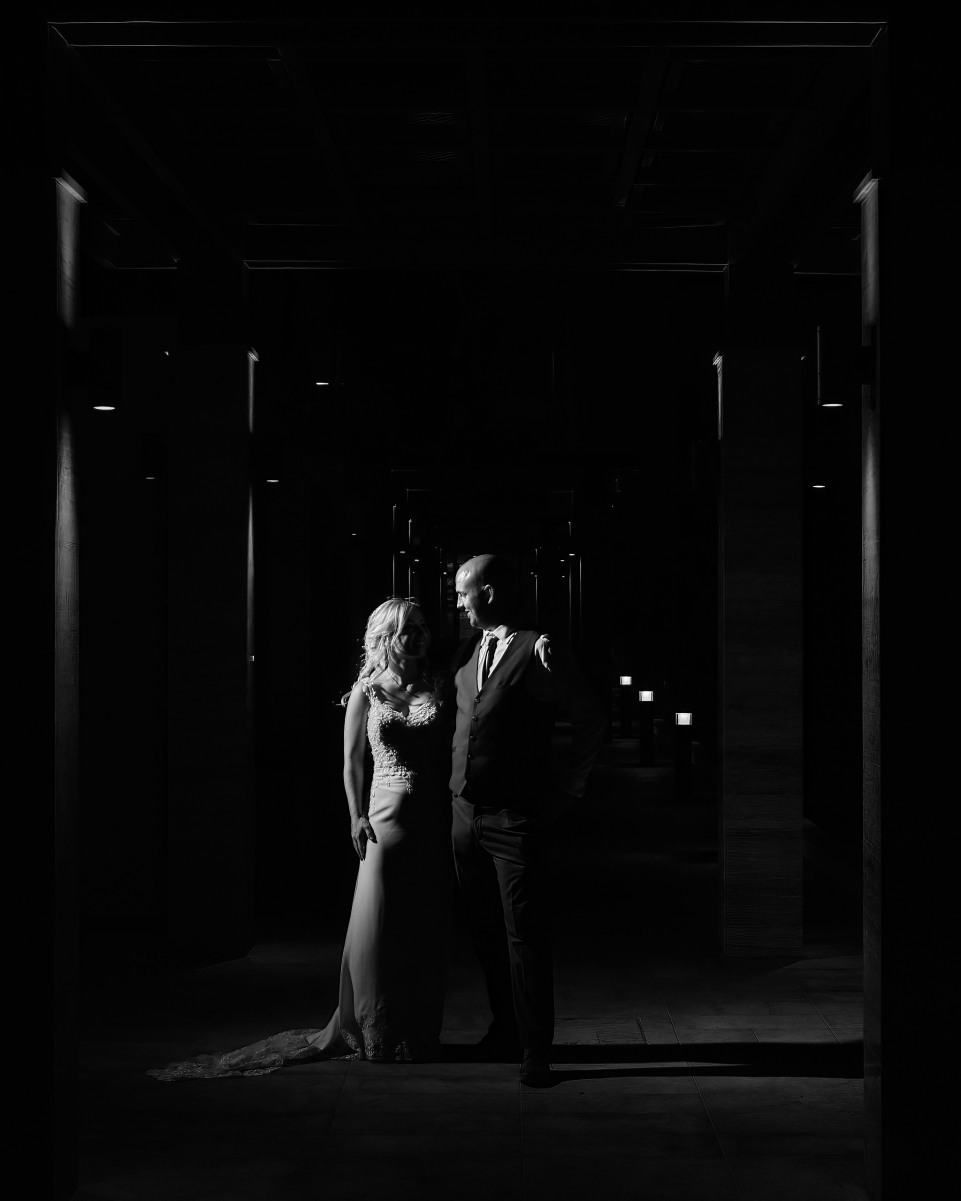 22-MONOCHROME-SMALL-QUICK-VIEWING-FACEBOOK-0821