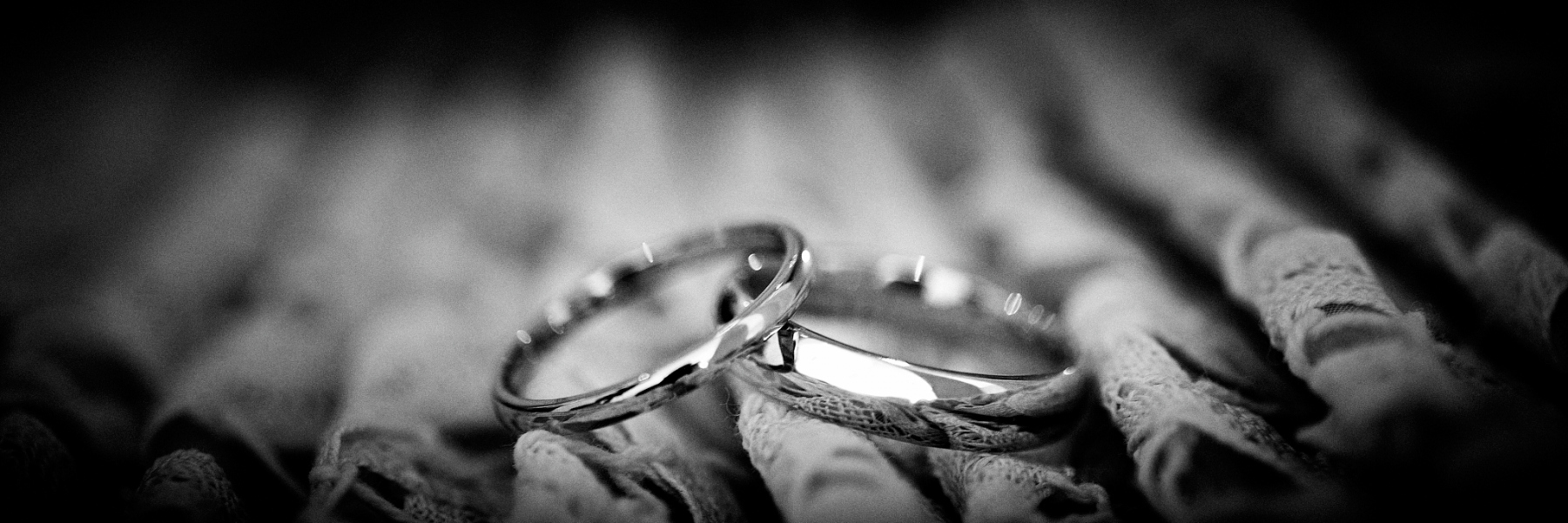 4V-MONOCHROME-SMALL-QUICK-VIEWING-FACEBOOK-0018