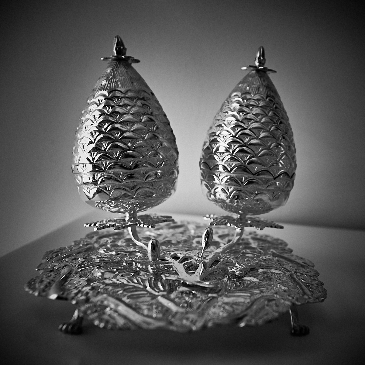 4V-MONOCHROME-SMALL-QUICK-VIEWING-FACEBOOK-0028