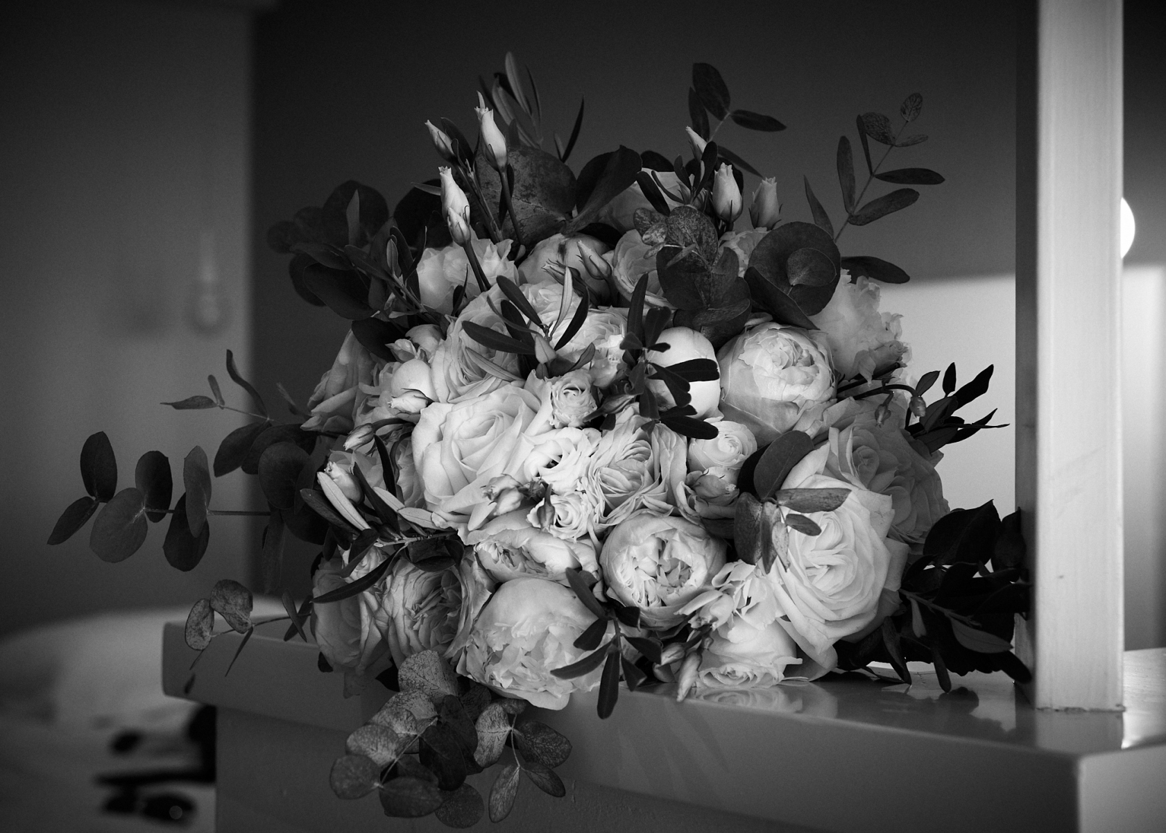 4V-MONOCHROME-SMALL-QUICK-VIEWING-FACEBOOK-0083